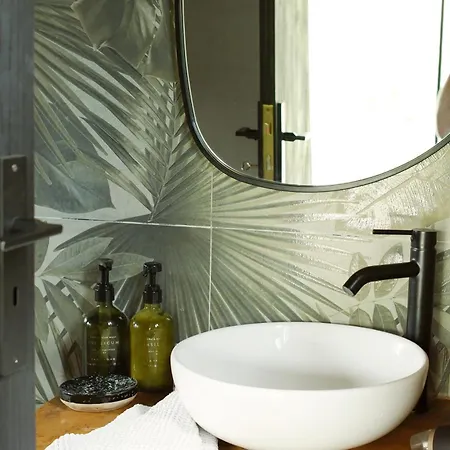 Pensjonat - Barn Nest 3*