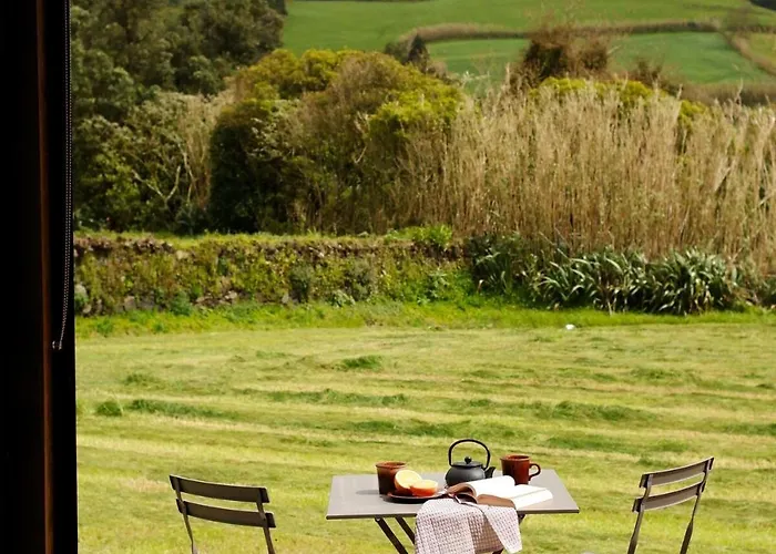 - Barn Nest בית הארחה 3*